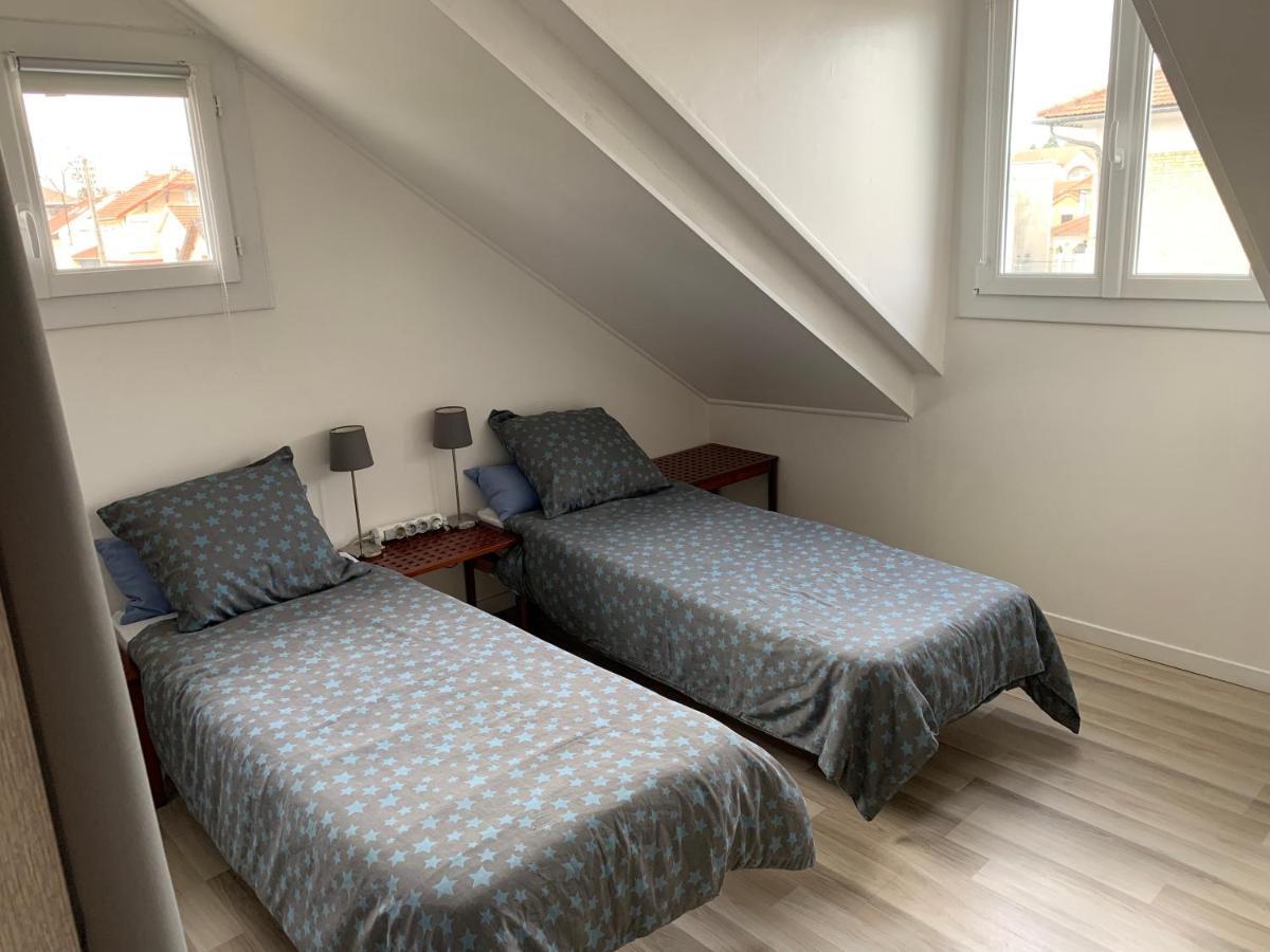 ארג'נטויל La Maison Parisienne & Jardin מראה חיצוני תמונה