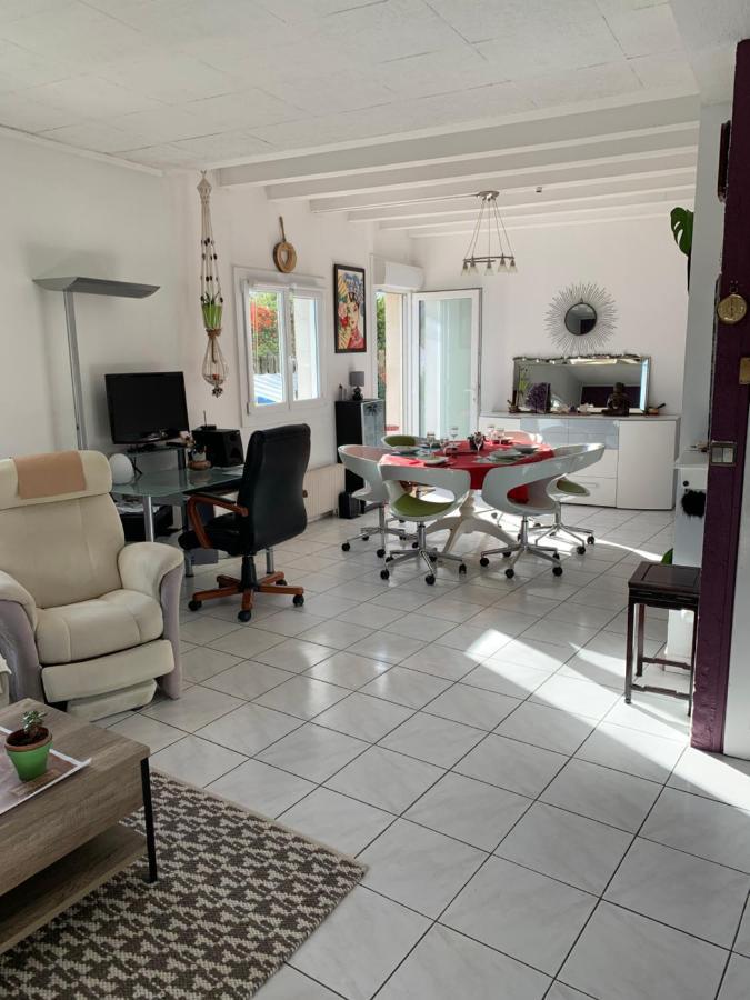 ארג'נטויל La Maison Parisienne & Jardin מראה חיצוני תמונה